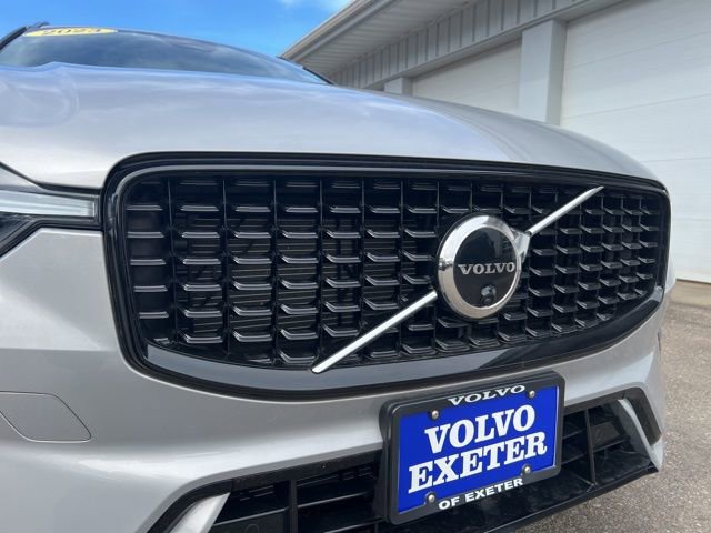 Certified 2023 Volvo XC60 B5 Plus w/ Climate Package image 14