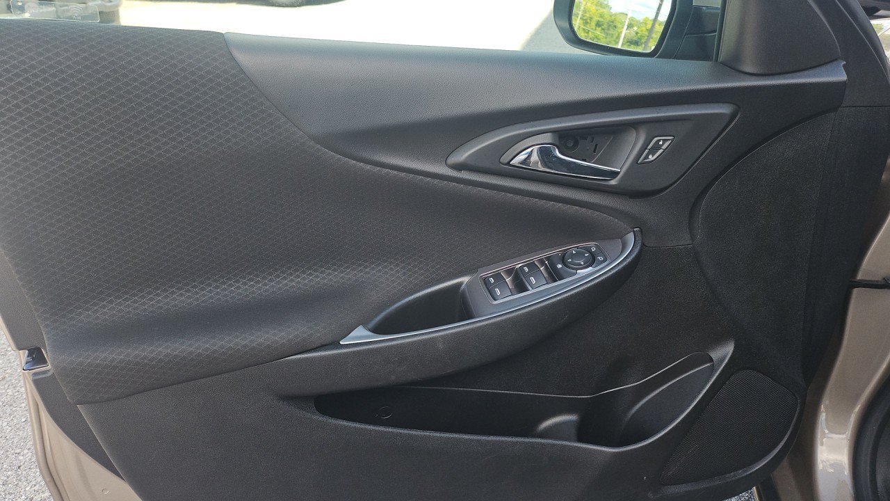 Used 2024 Chevrolet Malibu LT FWD image 12