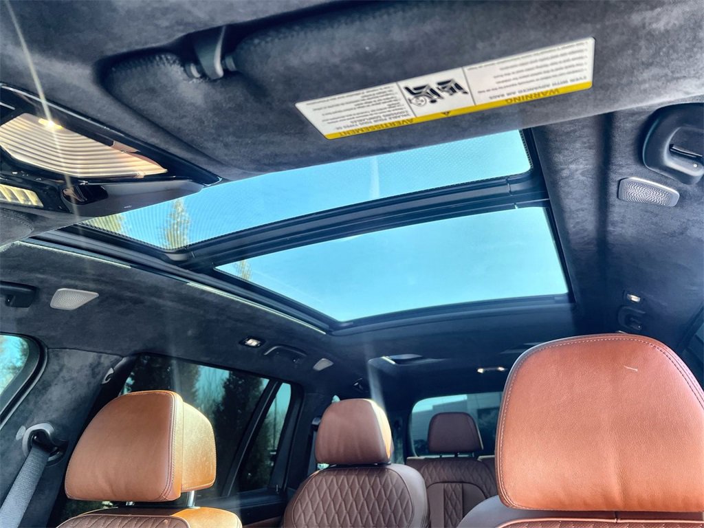 Used 2023 BMW X7 M60i w/ Executive Package image 20