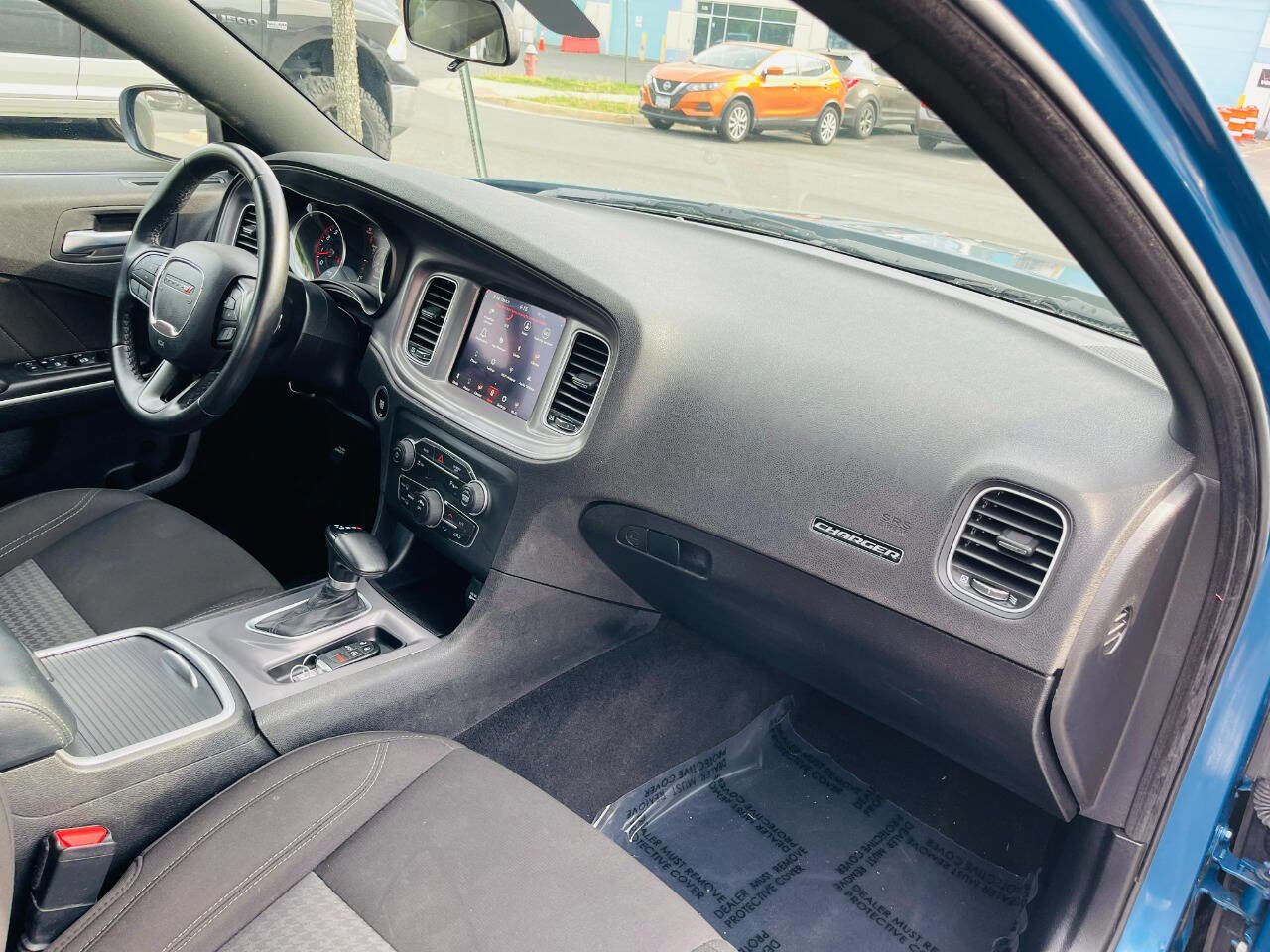 Used 2023 Dodge Charger SXT image 25