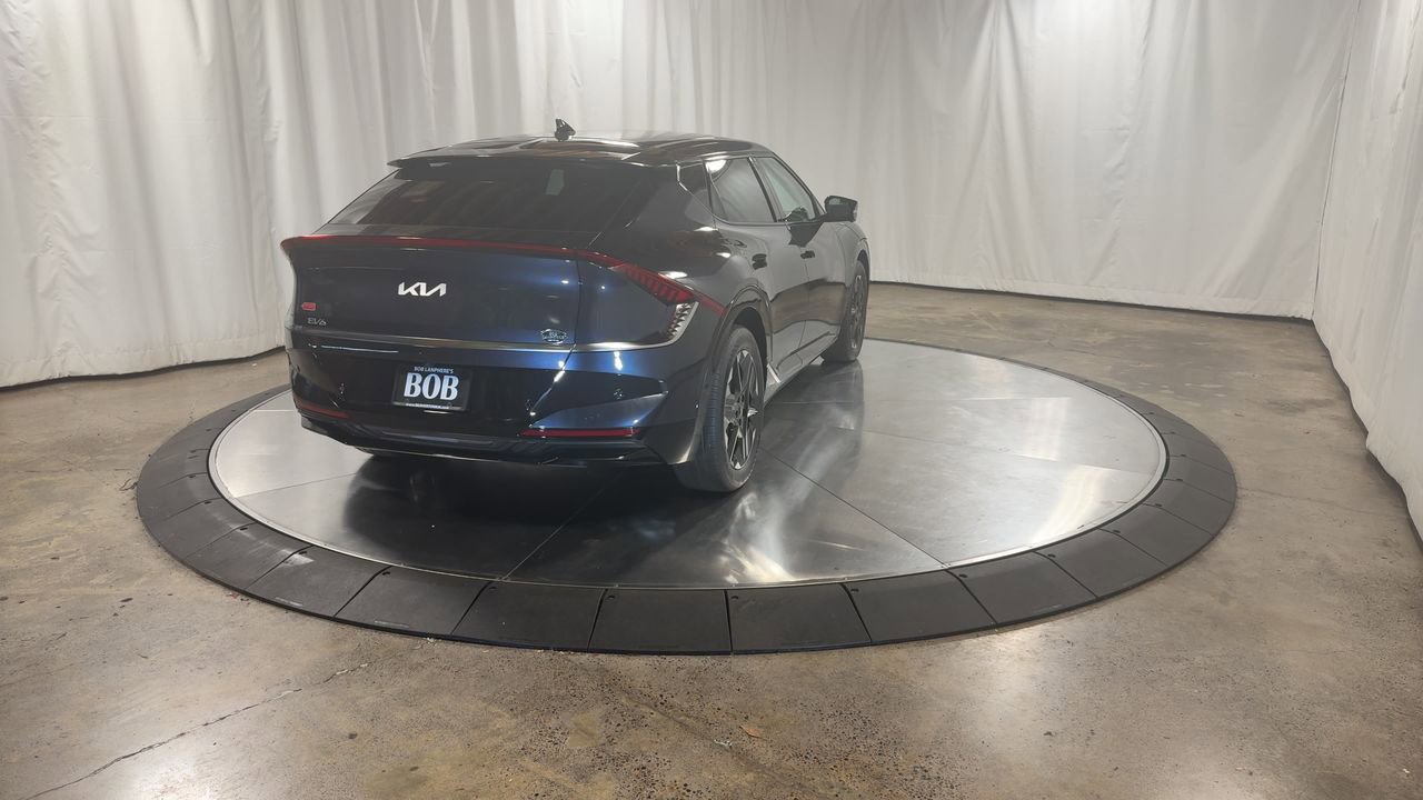 New 2025 Kia EV6 Wind image 9