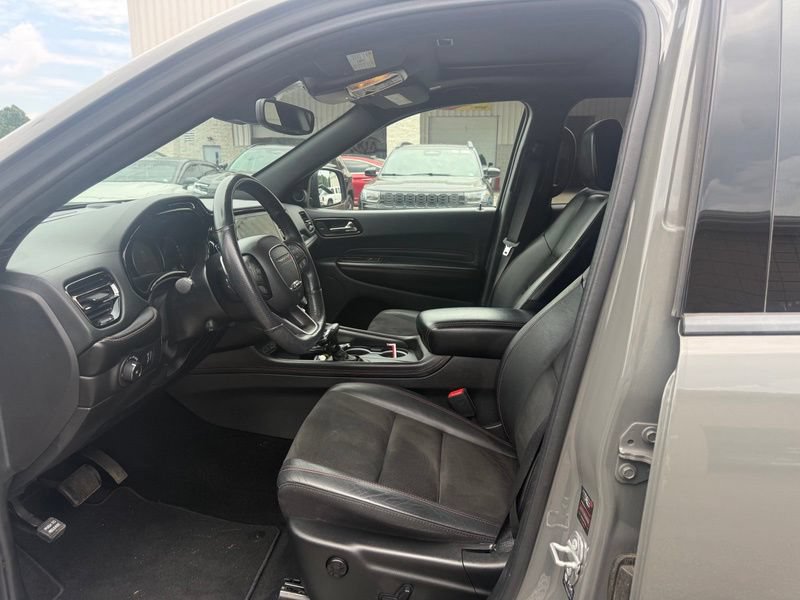 Used 2021 Dodge Durango R/T w/ Technology Group AWD/4WD image 3