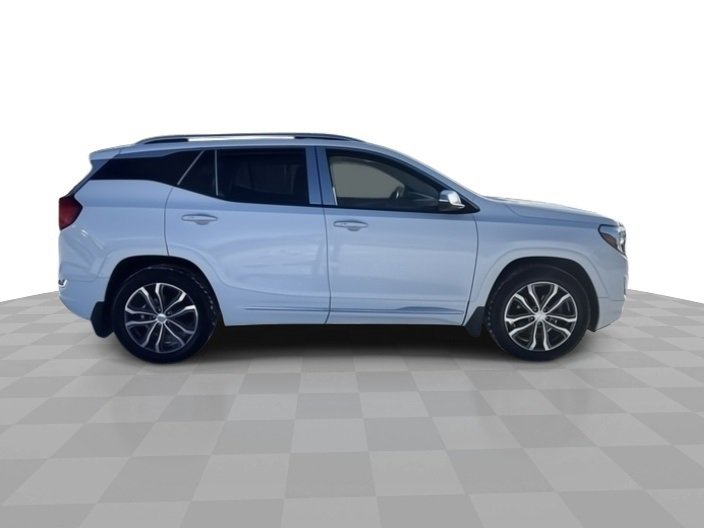 Certified 2019 GMC Terrain Denali w/ Driver Alert Package II image 9