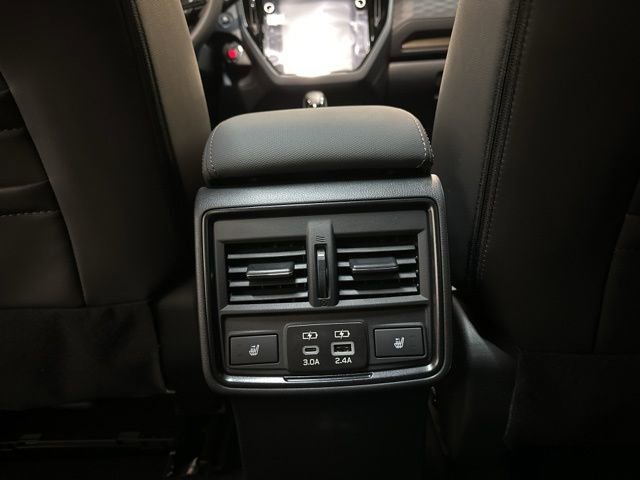 New 2025 Subaru Forester Touring image 31