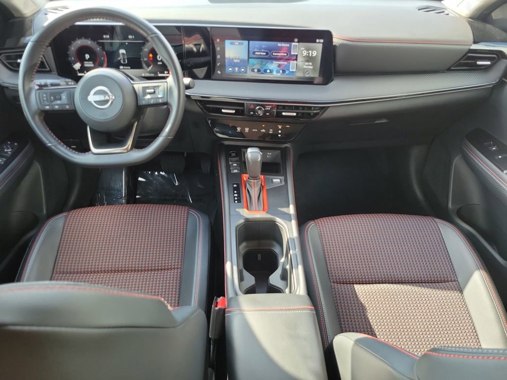 Certified 2025 Nissan Kicks SR image 19