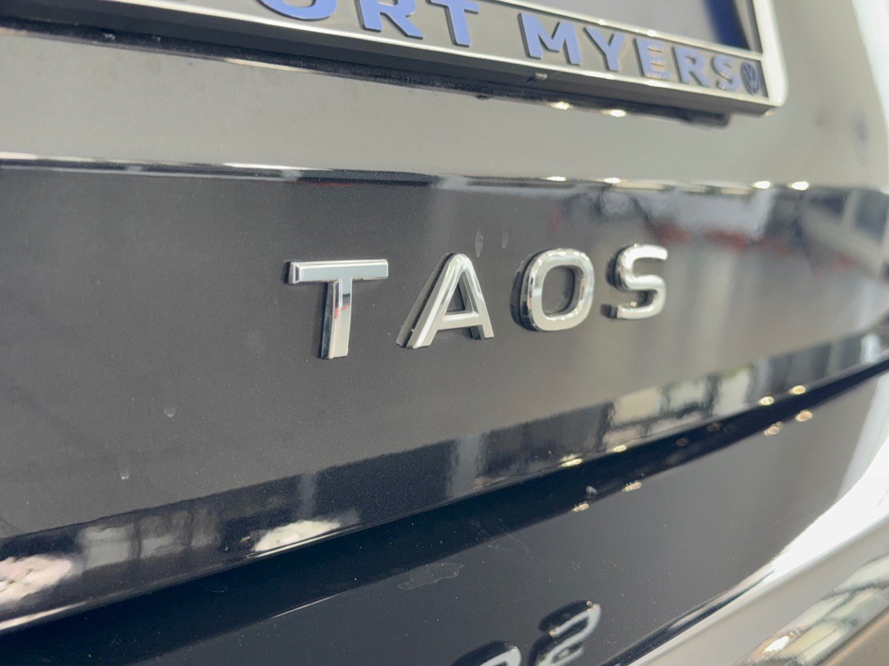 Certified 2026 Volkswagen Taos S FWD image 32