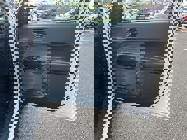 Certified 2024 Ford Maverick Lariat w/ Black Appearance Package image 22