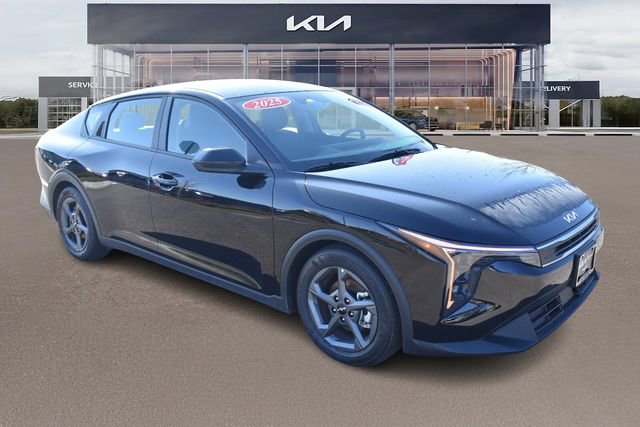 New 2025 Kia K4 image 11