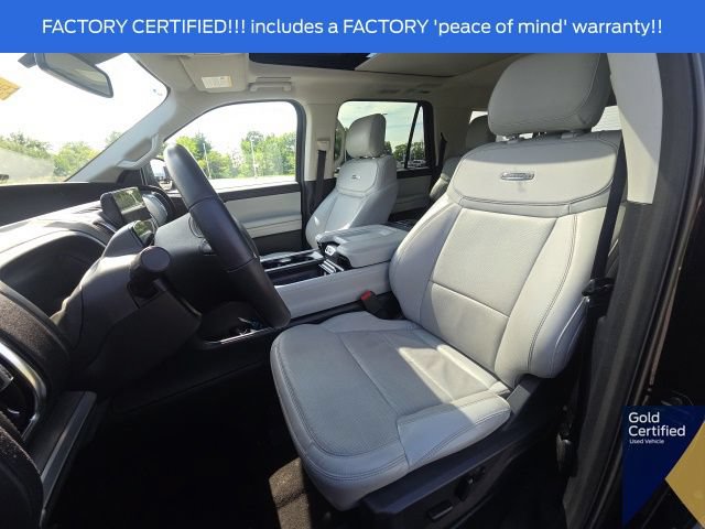 Certified 2025 Ford Expedition Max Platinum w/ Driver's Package AWD/4WD image 31