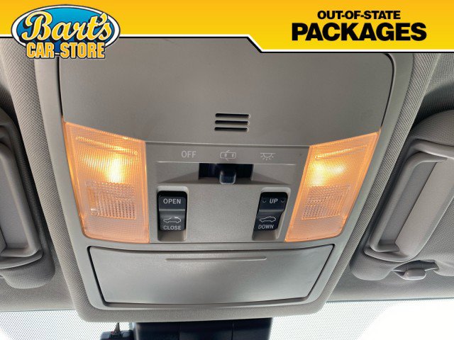 Used 2018 Toyota RAV4 Limited image 31