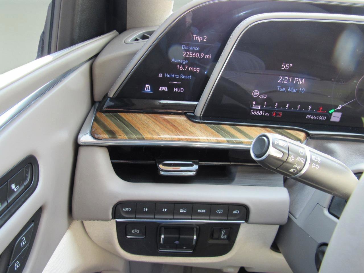 Used 2021 Cadillac Escalade Premium Luxury Platinum image 20