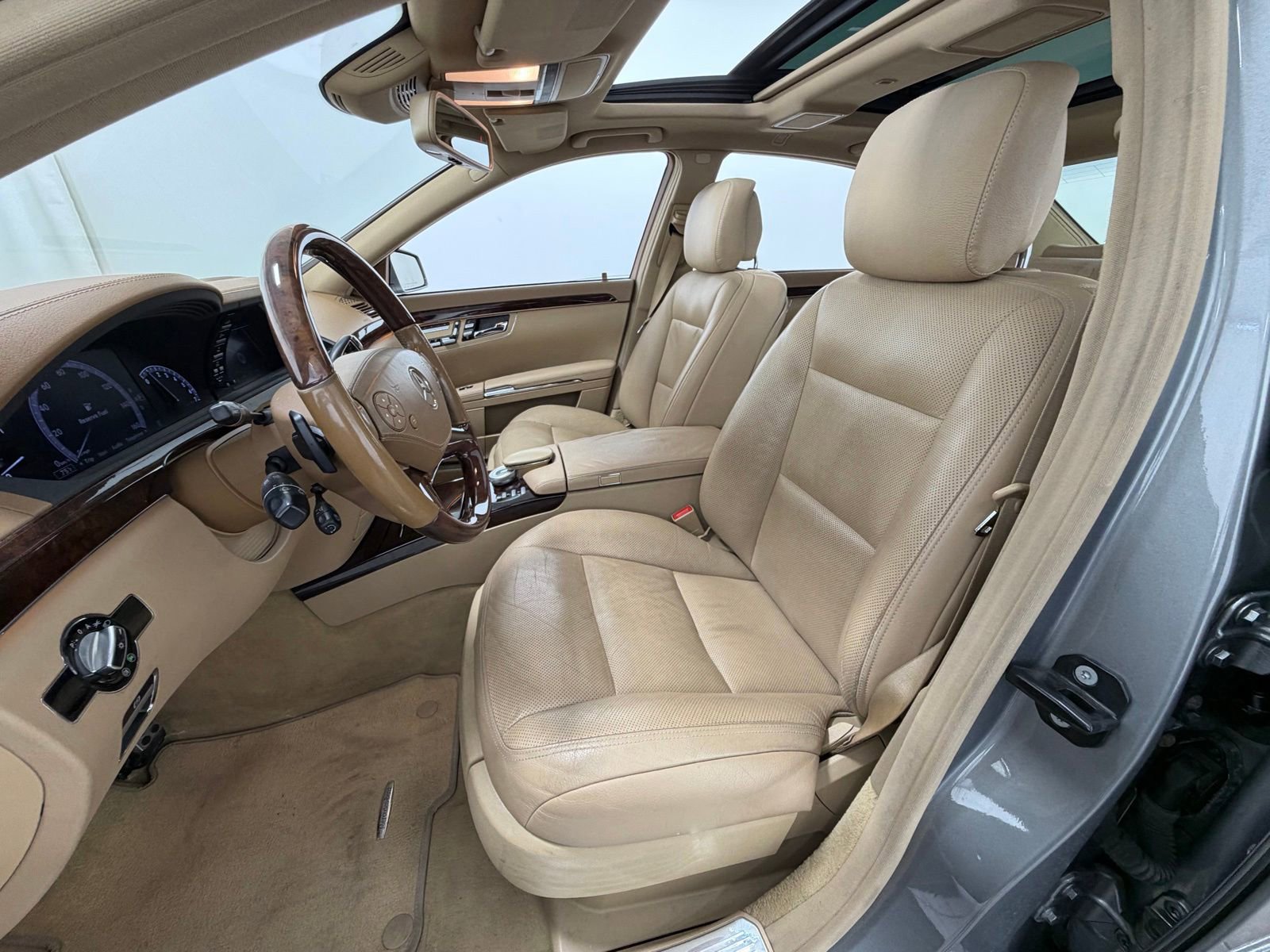 Used 2011 Mercedes-Benz S 550 4MATIC image 33