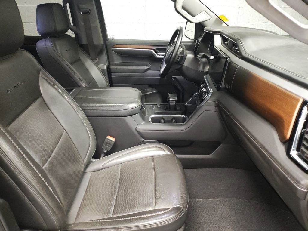 Used 2025 GMC Sierra 1500 Denali w/ Denali Reserve Package image 7