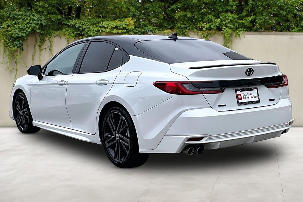 Used 2025 Toyota Camry XSE FWD image 4