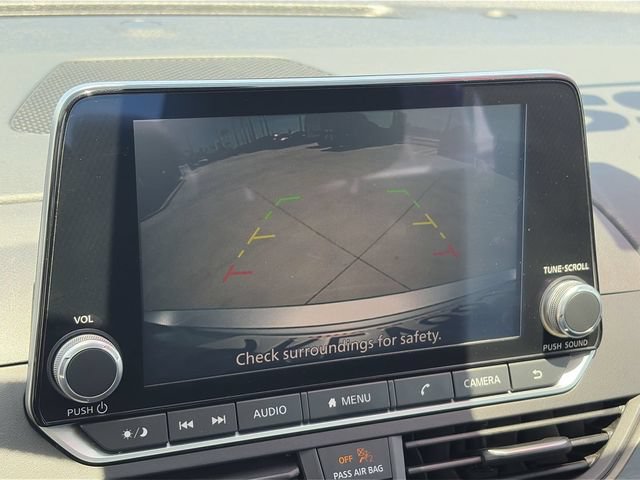 Used 2024 Nissan Altima 2.5 SV FWD image 25