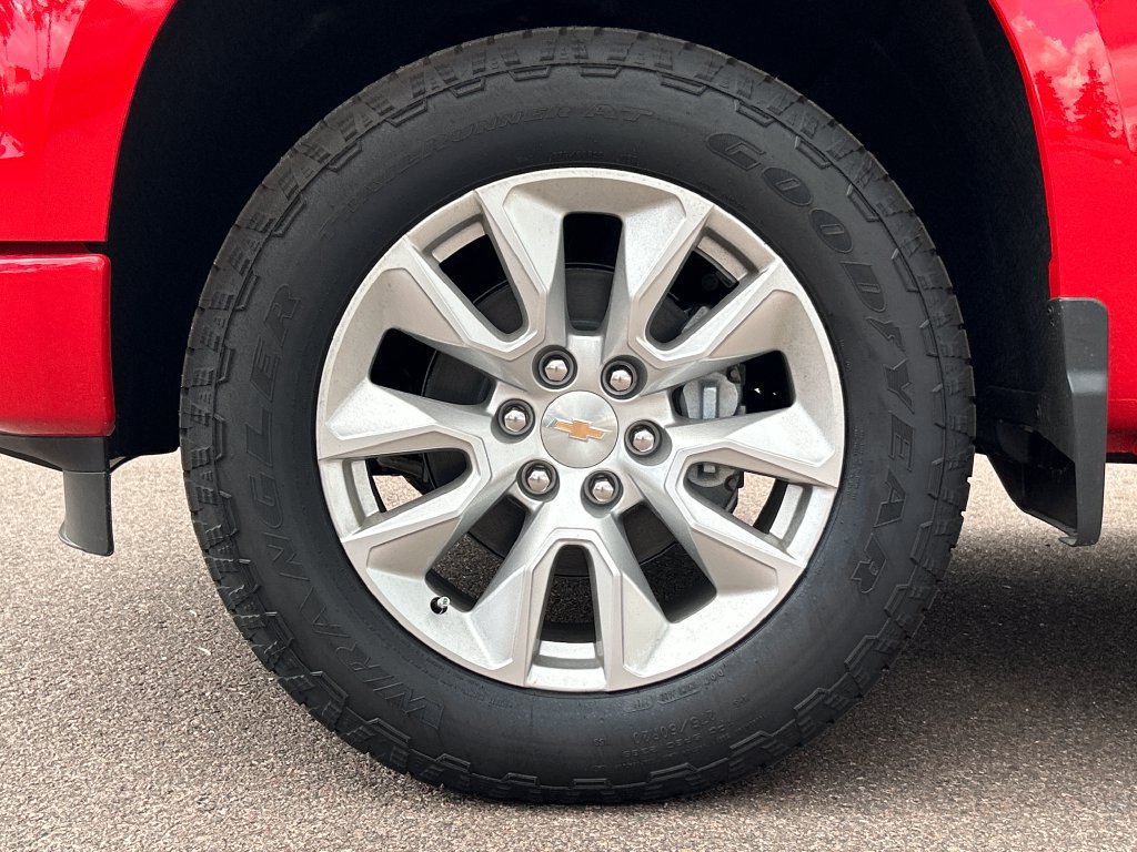 New 2026 Chevrolet Silverado 1500 Custom AWD/4WD image 26
