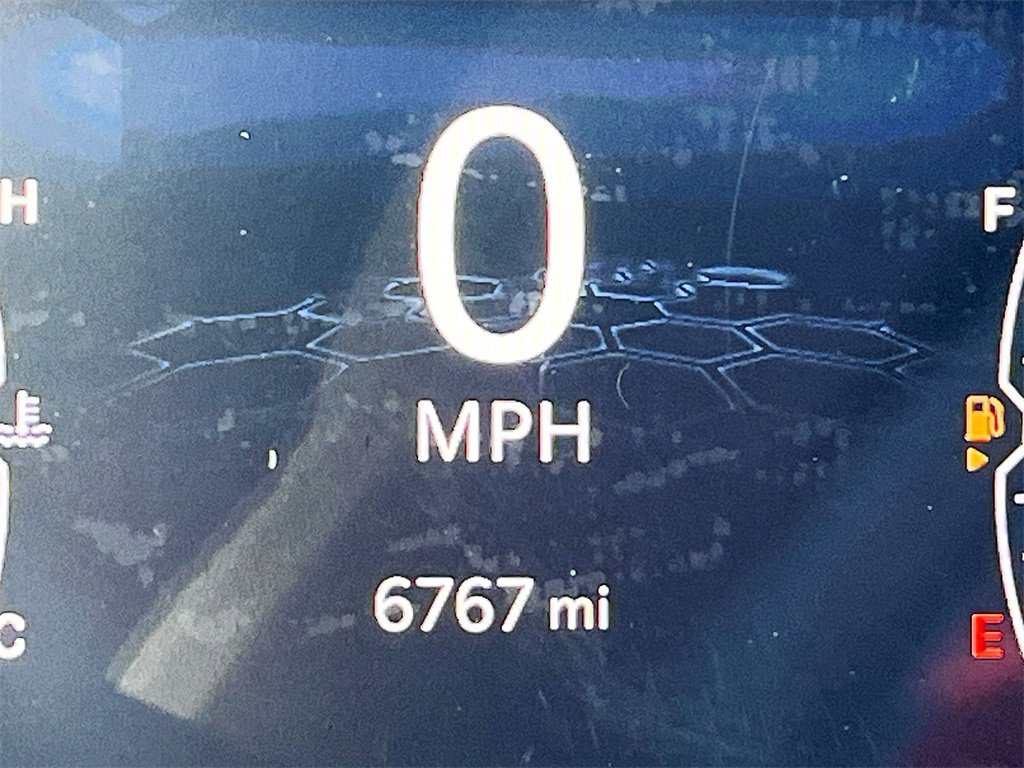 Used 2024 Jeep Compass Latitude image 12