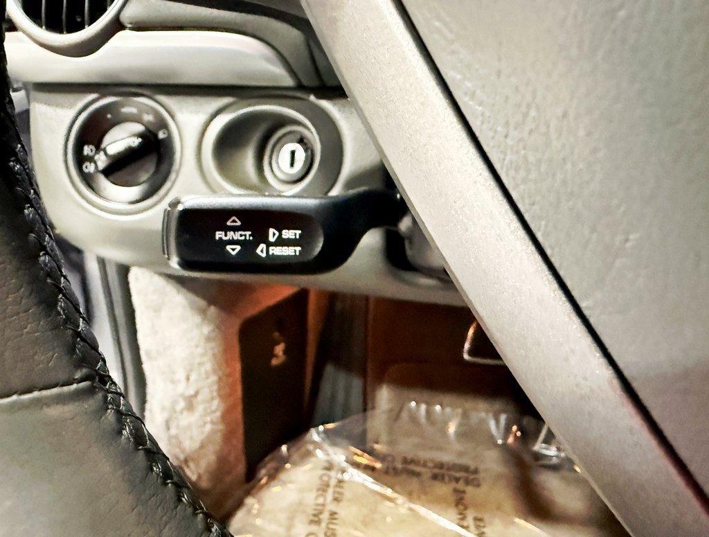 Used 2005 Porsche Boxster S image 13