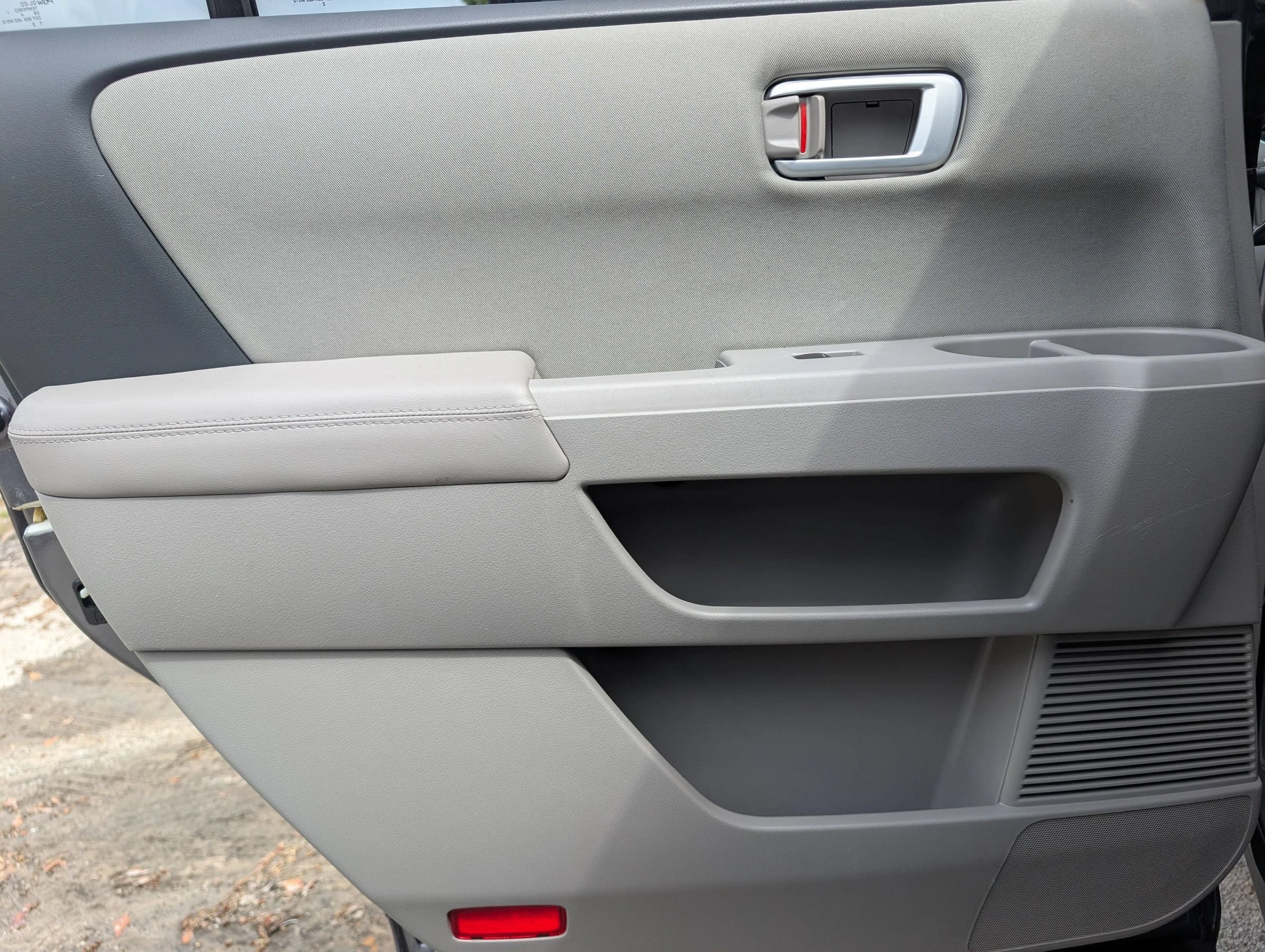 Used 2014 Honda Pilot LX image 43