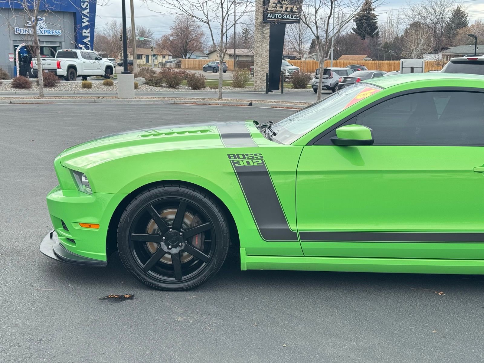 Used 2013 Ford Mustang Boss 302 w/ Boss 302 Accessory Pkg image 10
