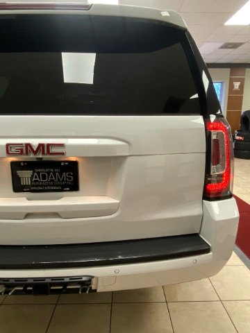Used 2020 GMC Yukon XL SLT w/ Open Road Package AWD/4WD image 10