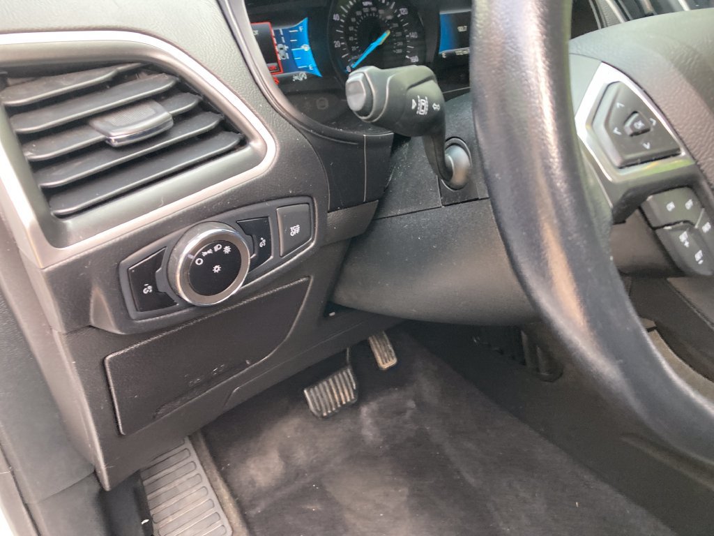 Used 2023 Ford Edge SEL AWD/4WD image 17