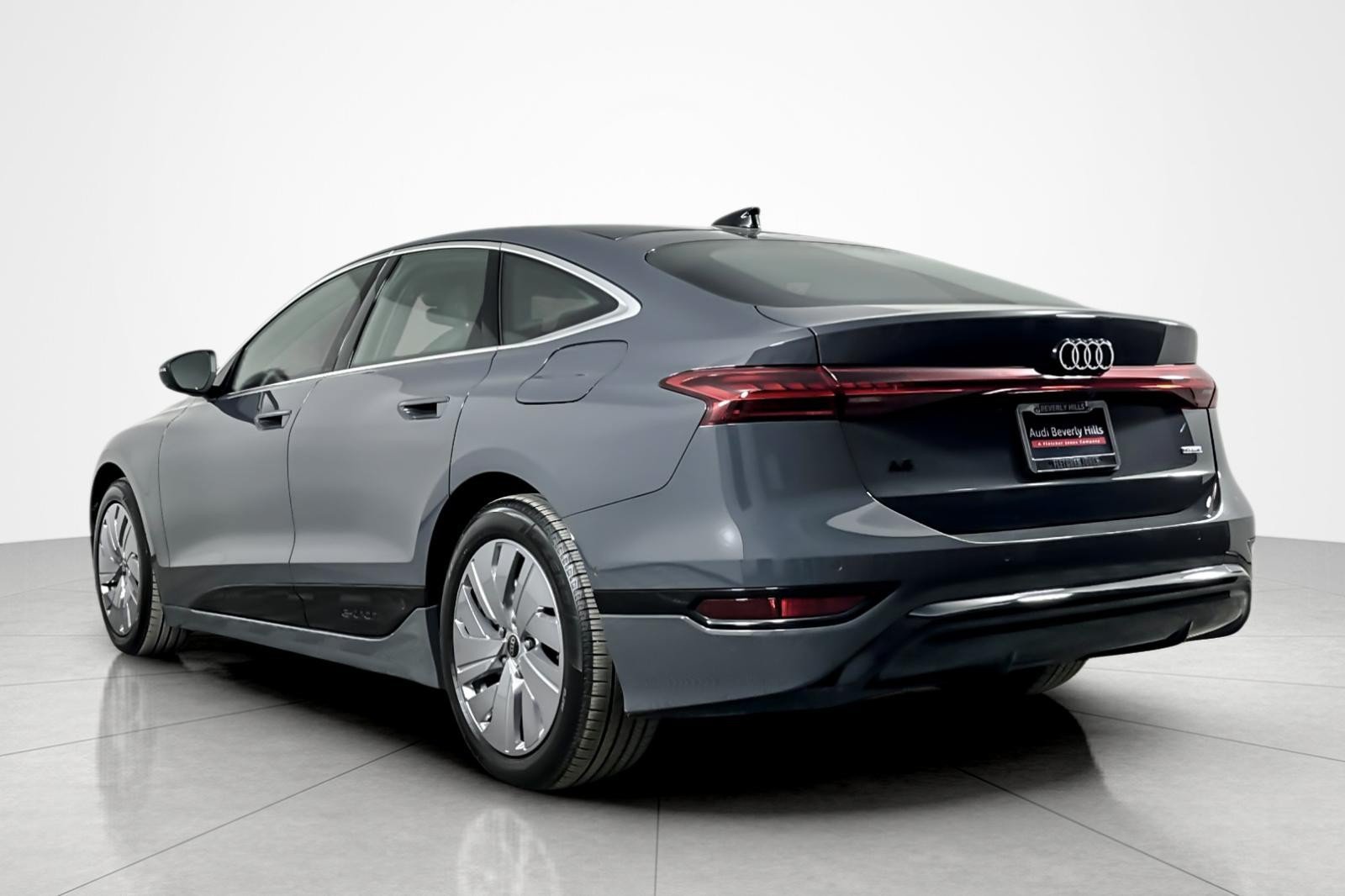 Used 2025 Audi A6 e-tron Premium w/ Ultra Package AWD/4WD image 3