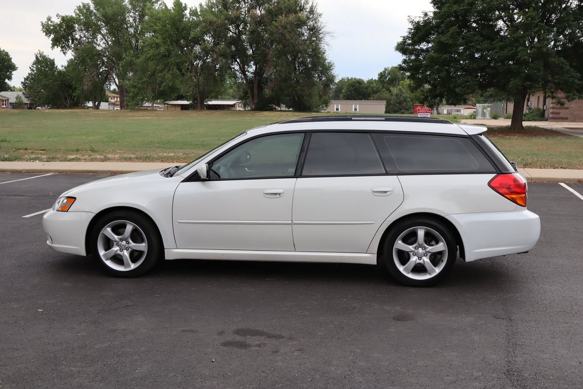 Used 2007 Subaru Legacy Wagon AWD/4WD image 9