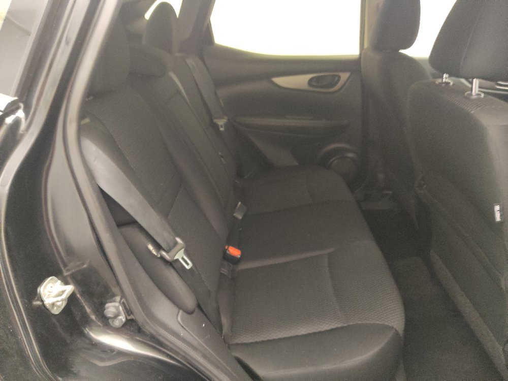 Used 2020 Nissan Rogue Sport S FWD image 19