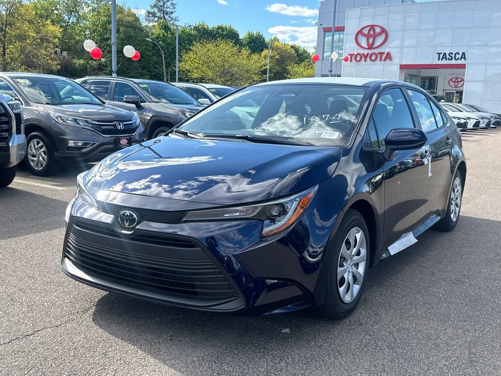 New 2026 Toyota Corolla LE FWD image 3