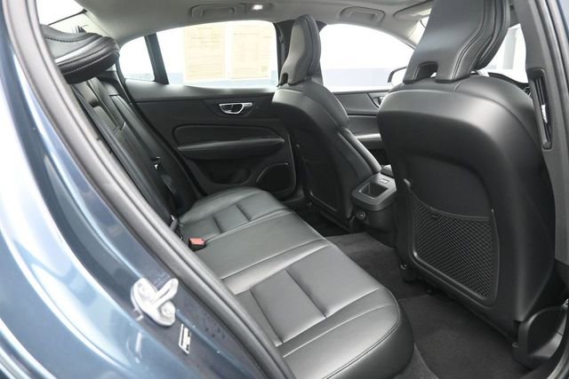 Certified 2025 Volvo S60 B5 Core AWD/4WD image 24
