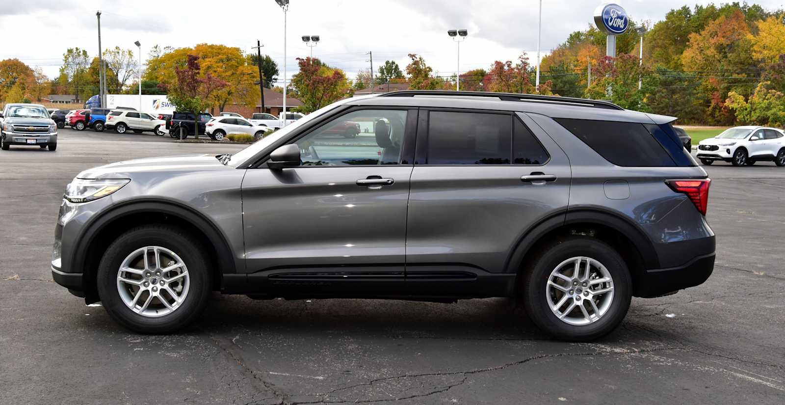 New 2026 Ford Explorer Active image 6