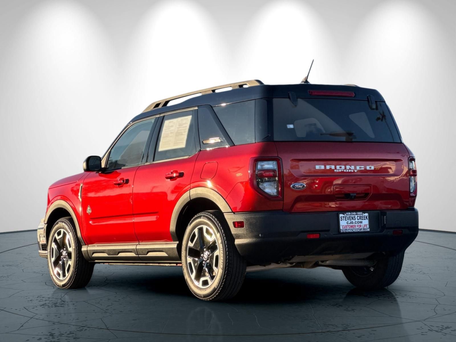 Used 2023 Ford Bronco Sport Outer Banks w/ Tech Package image 6