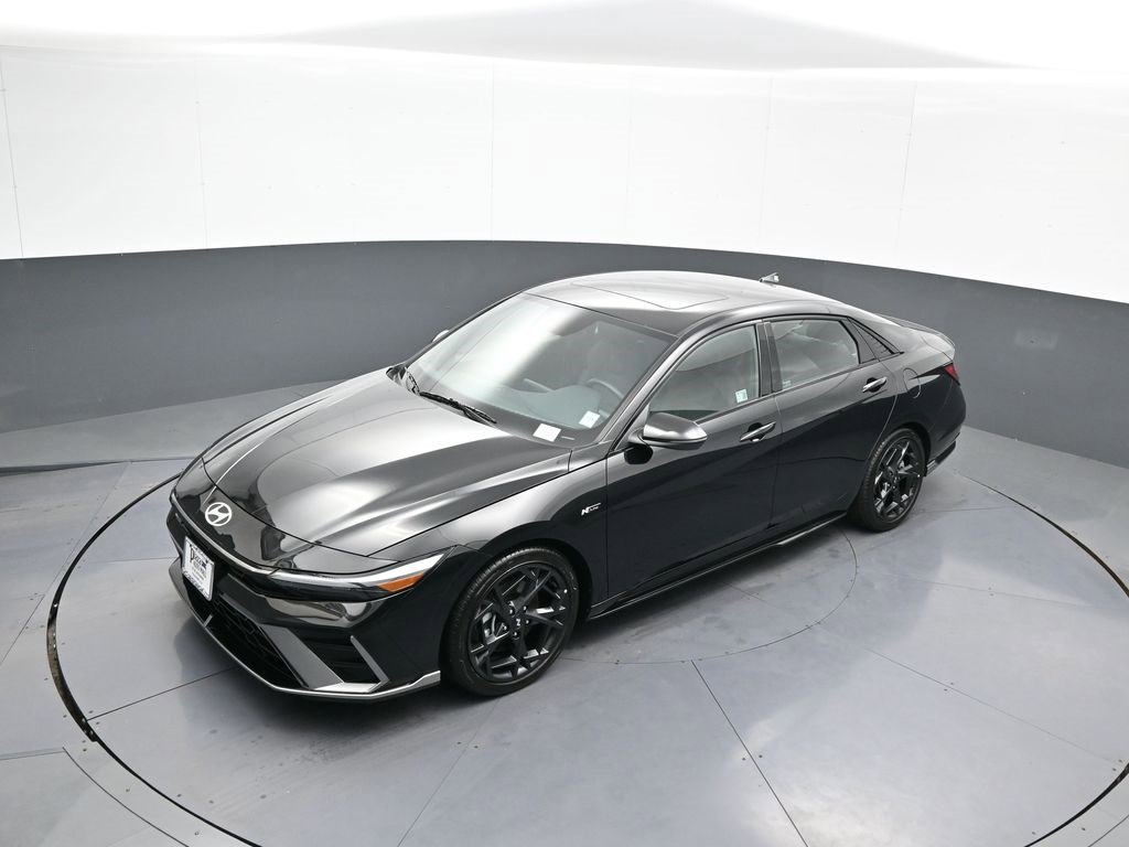 Used 2025 Hyundai Elantra N Line image 33