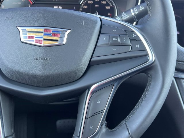 Certified 2024 Cadillac XT5 Luxury w/ LPO, Floor Liner Package AWD/4WD image 25