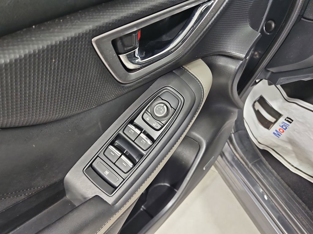 Used 2022 Subaru Forester Limited AWD/4WD image 12