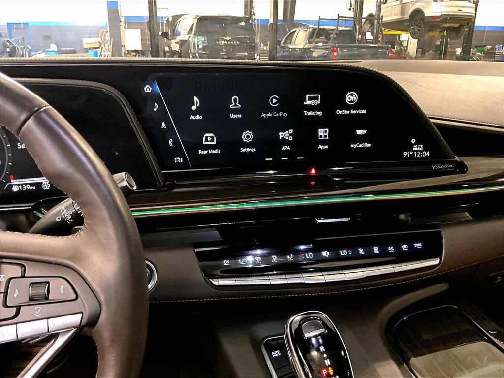 Used 2023 Cadillac Escalade Sport w/ LPO, ONYX Package AWD/4WD image 19