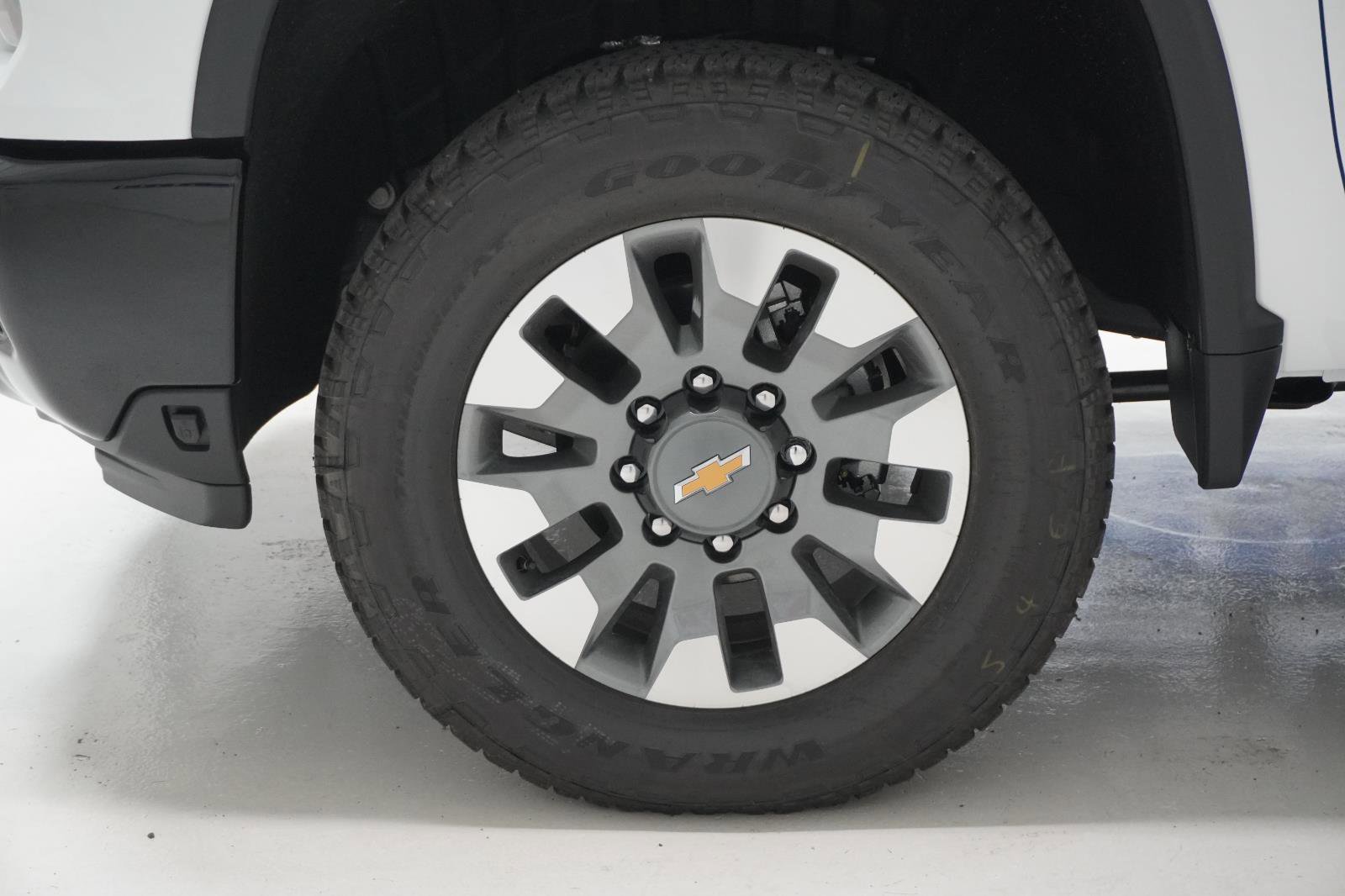 New 2026 Chevrolet Silverado 2500 Custom w/ Custom Value Package image 9