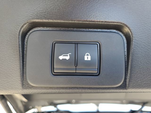 Used 2023 Nissan Rogue SL w/ SL Premium Package FWD image 11