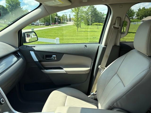 Used 2014 Ford Edge SEL w/ Equipment Group 204A AWD/4WD image 13
