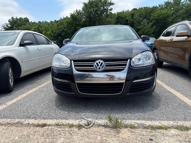 Used 2010 Volkswagen Jetta Limited Edition FWD image 9