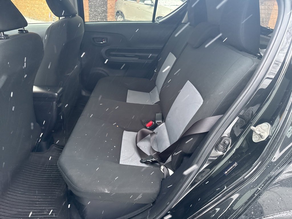 Used 2019 Toyota Prius C image 8