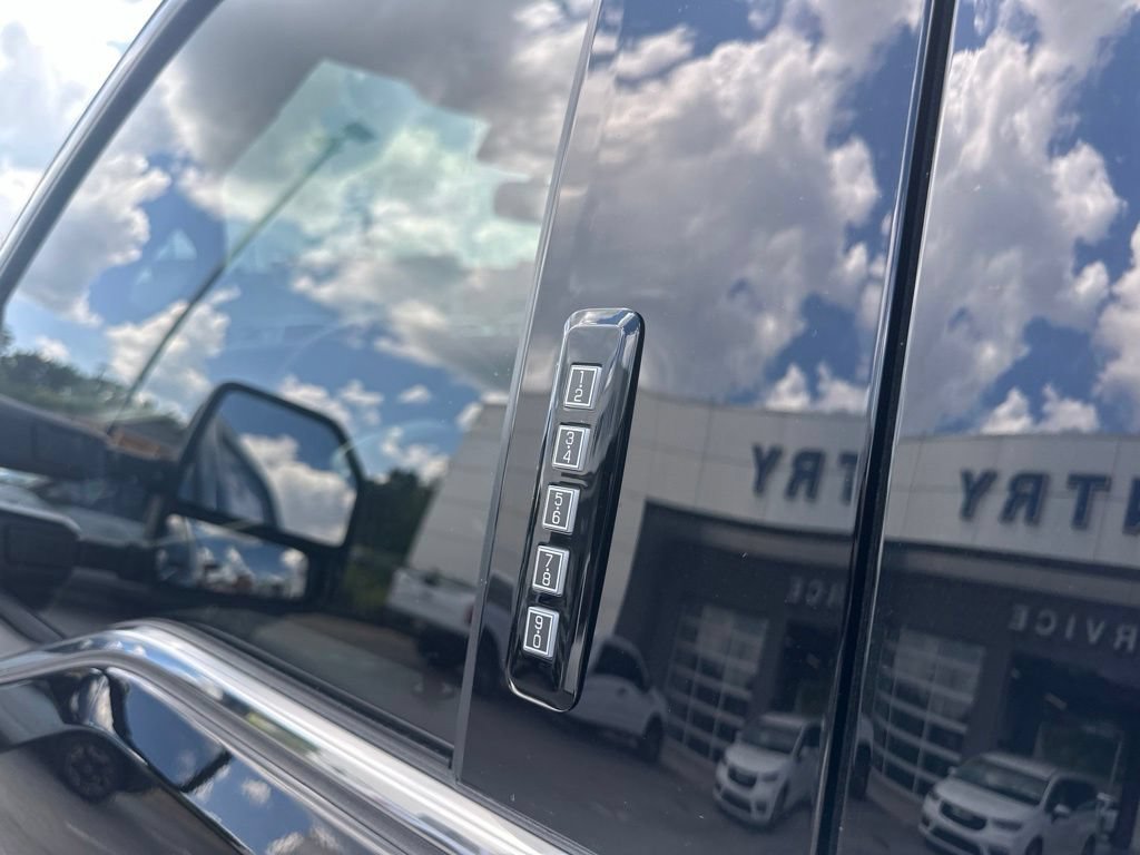 Used 2026 Ford F250 Platinum w/ Platinum Plus Package AWD/4WD image 19