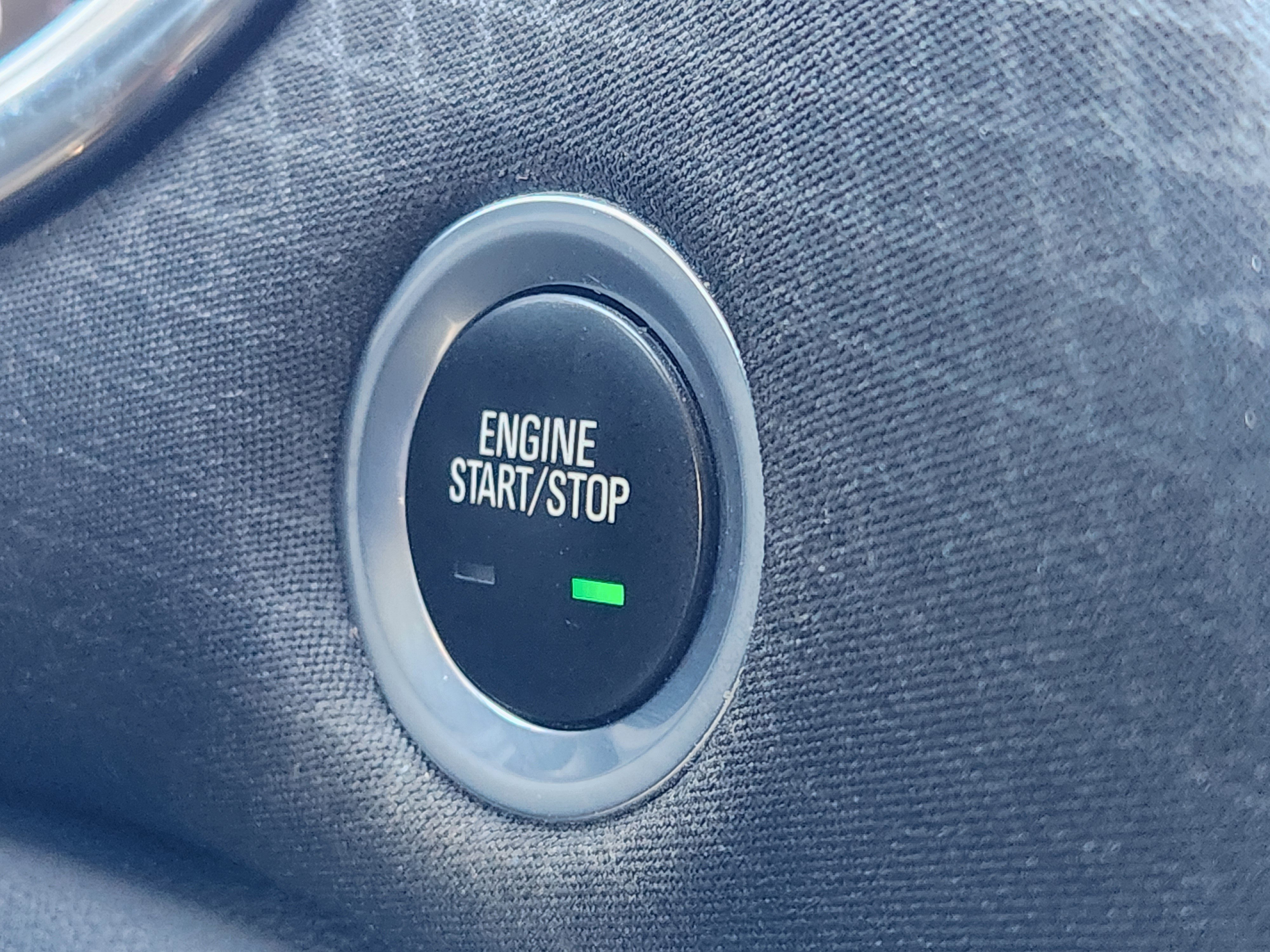 Used 2017 Chevrolet Malibu LT image 21