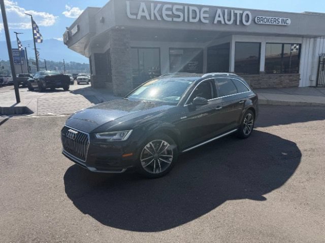 Used 2017 Audi A4 2.0T allroad Prestige w/ Prestige Package AWD/4WD image 2