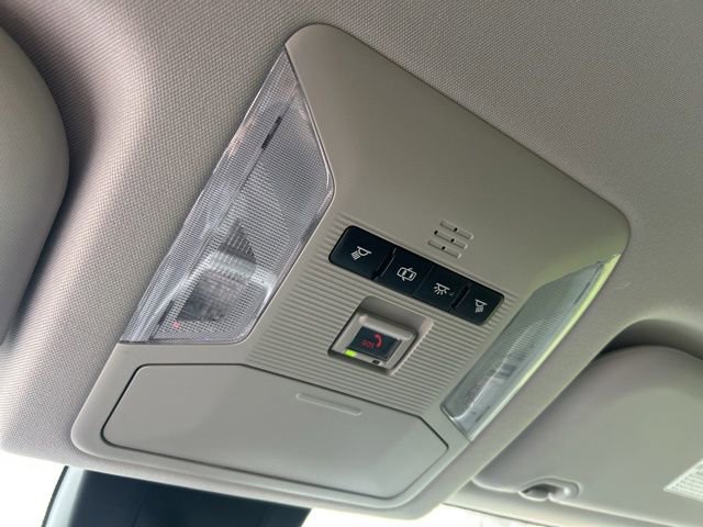 Used 2020 Toyota RAV4 LE w/ Carpet Mat Package FWD image 24