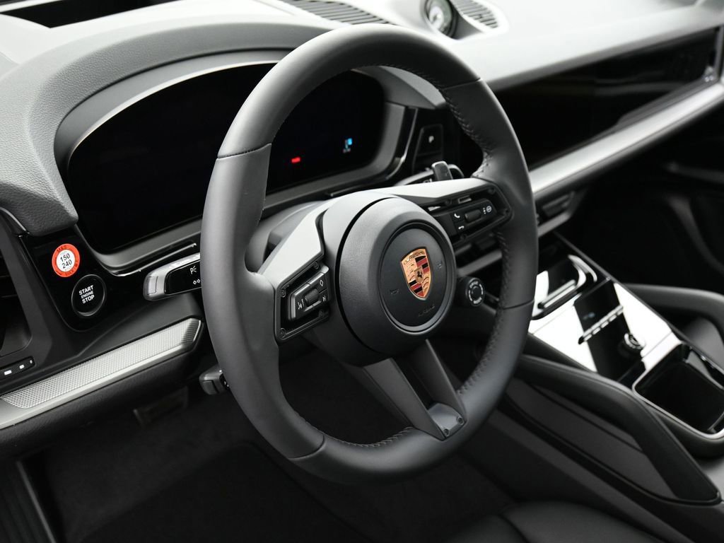 New 2026 Porsche Cayenne S image 17