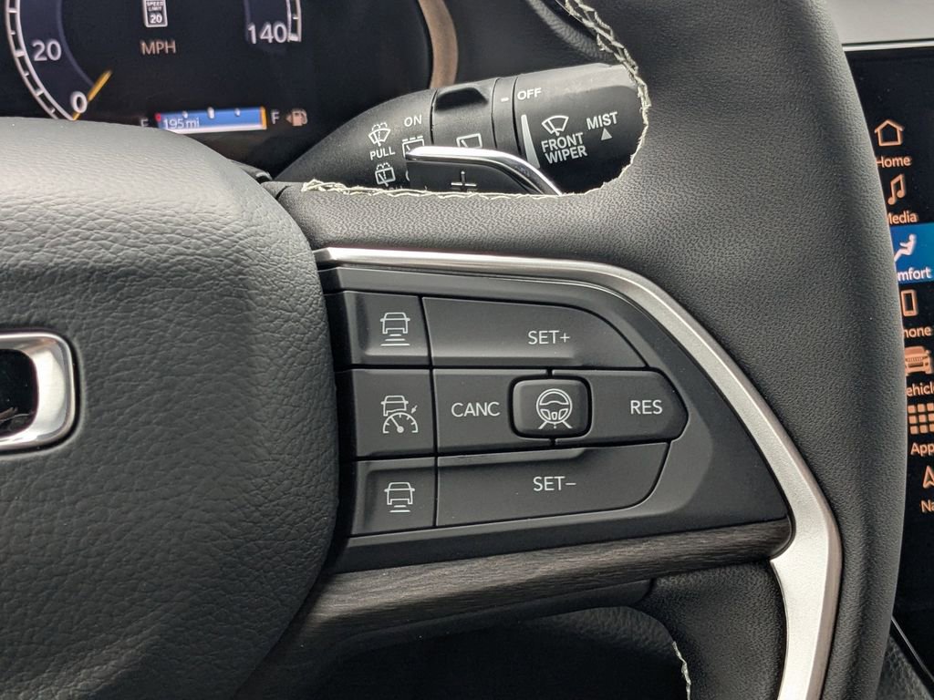 New 2026 Jeep Grand Cherokee Limited image 23