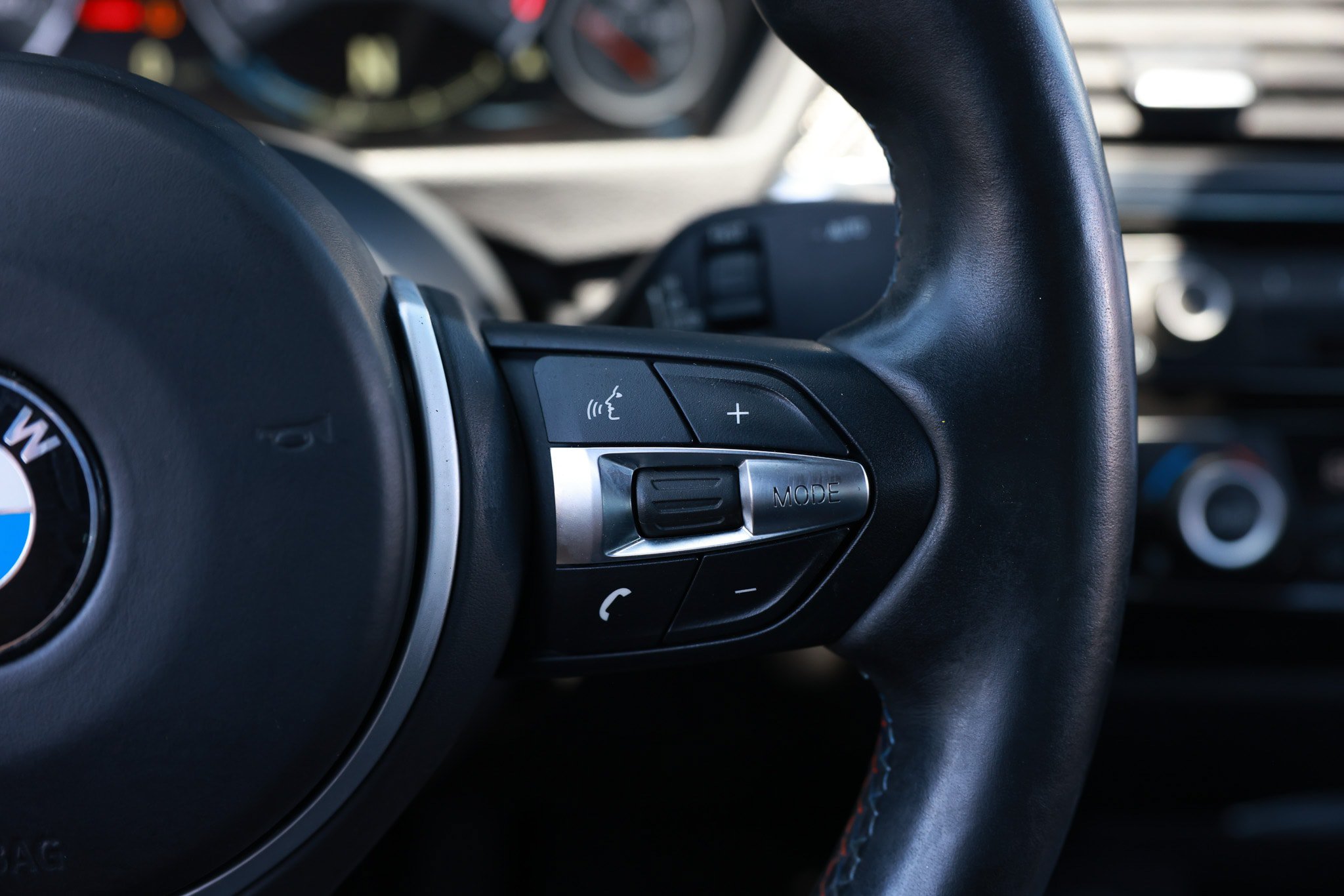 Used 2018 BMW M3 RWD image 32