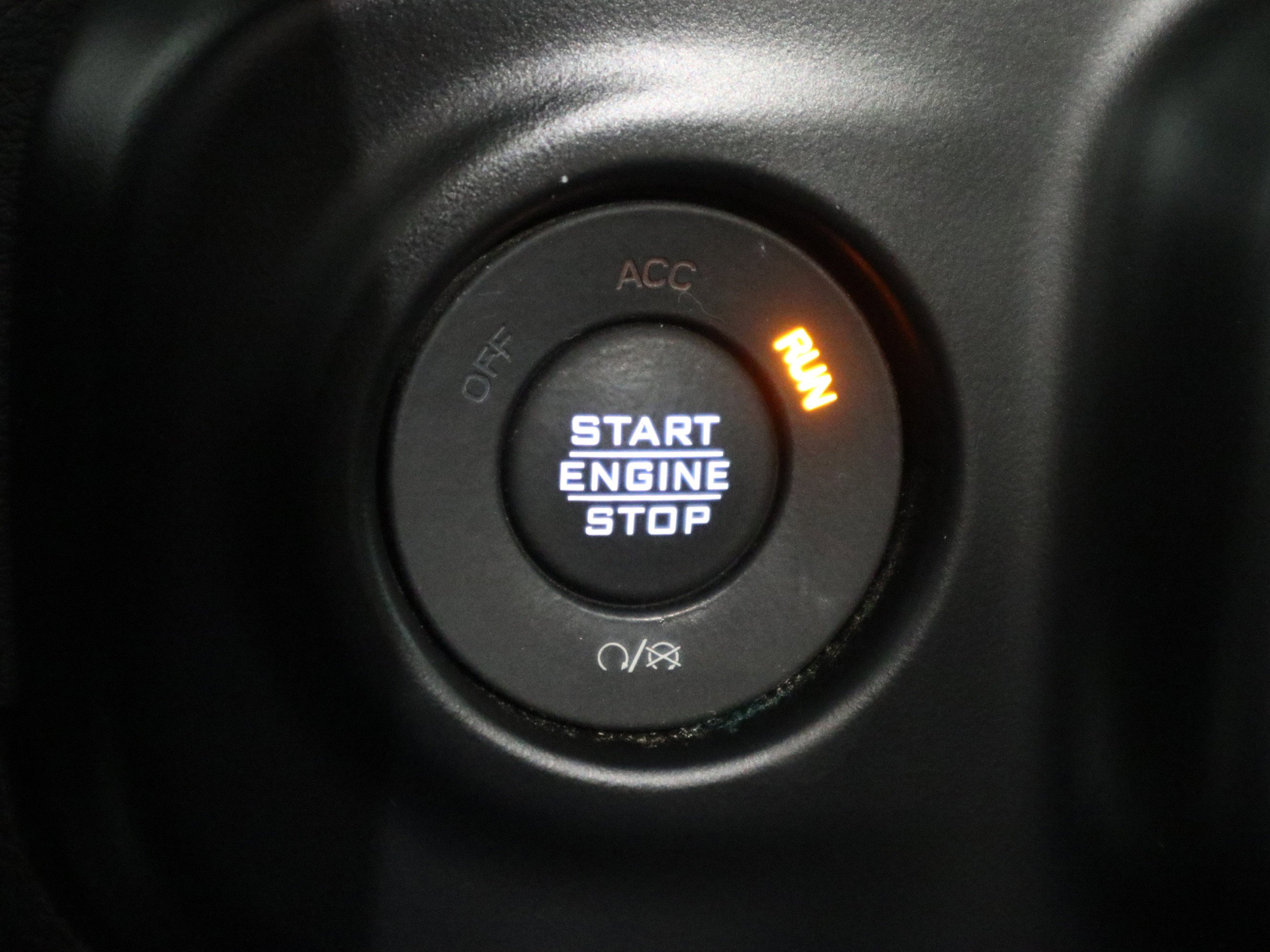 Used 2022 Jeep Wrangler Unlimited Sport image 32